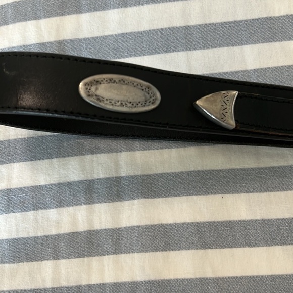 BLACK leather Brighton belt with silver buckle and accents - Picture 3 of 13